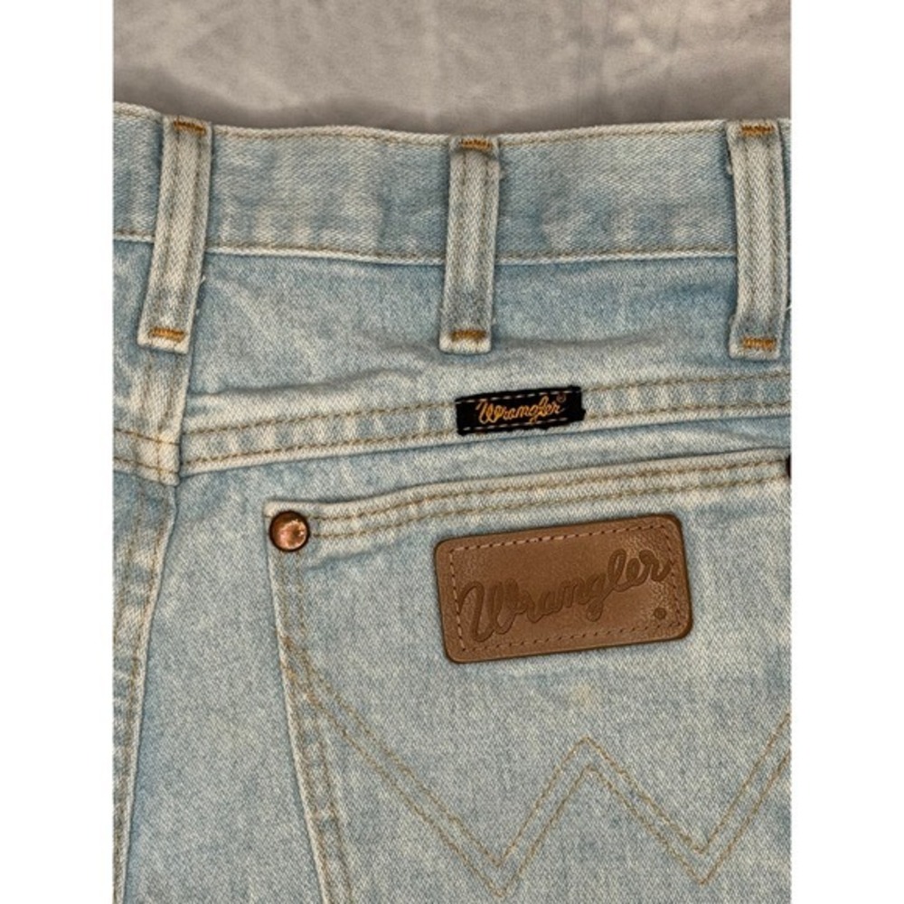 Wrangler 13MWSPI Light Wash Denim Cutoff Shorts High Rise 26 Waist